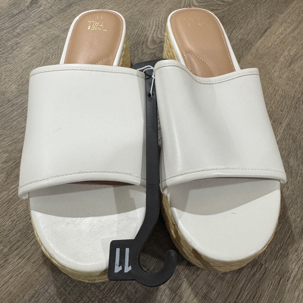 NEW!!! Time and Tru Espadrille Platform Sandals- White/Tan, Women’s Size 11